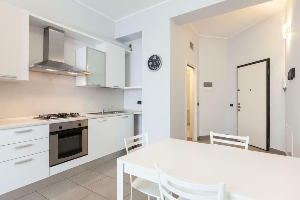 מילאנו Spacious And New Apt In Citta Studi מראה חיצוני תמונה