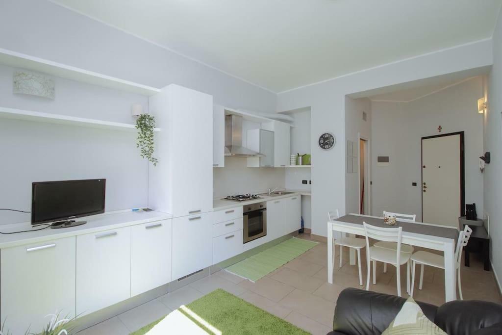 מילאנו Spacious And New Apt In Citta Studi מראה חיצוני תמונה
